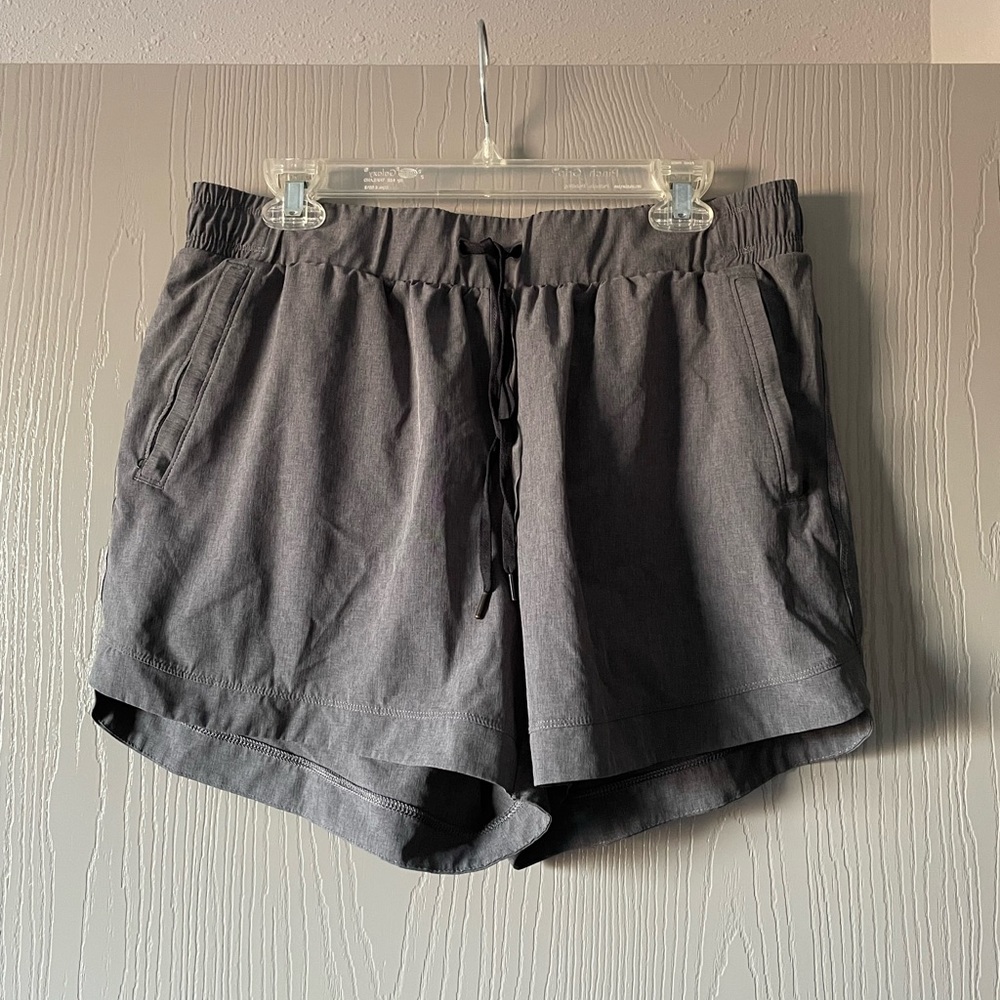 Athletic shorts